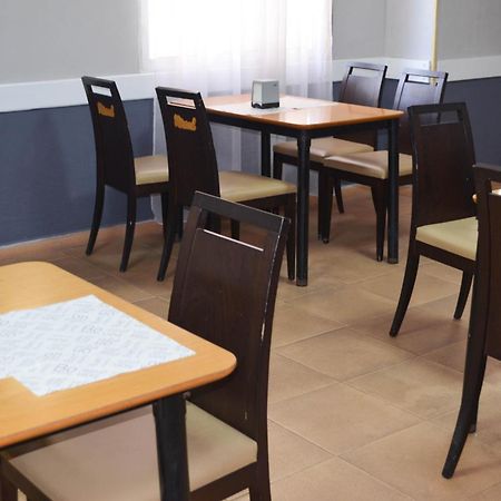 Hostal Gran Via Levante Τορεβιέχα Εξωτερικό φωτογραφία