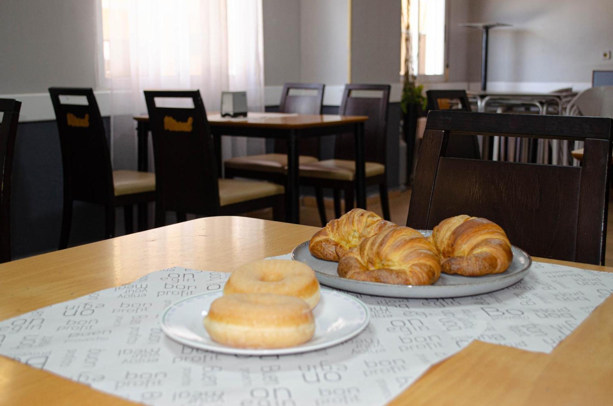 Hostal Gran Via Levante Τορεβιέχα Εξωτερικό φωτογραφία